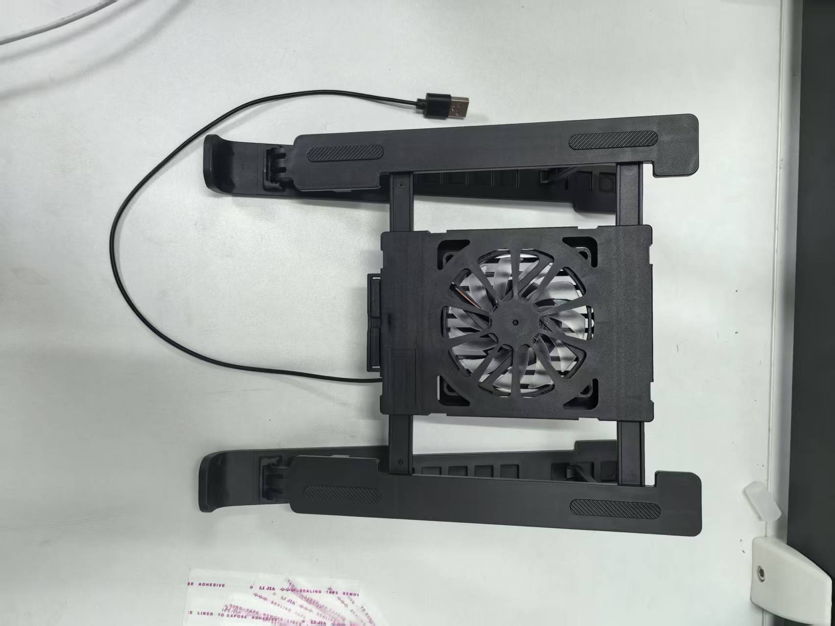 Supporto di Raffreddamento Reg - Cooling Stand Tablet recensione e prezzo